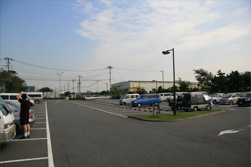 東扇島西公園駐車場
